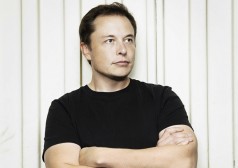 Elon Musk stort zich op huishoudrobot
