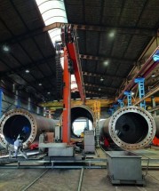 De cirkelvormige laskolommen vertrouwen op rolgeleiders uit de RA-serie van NSK voor de productie van windturbinemasten bij Talleres Ganomagoga. Foto: Ganomagoga '