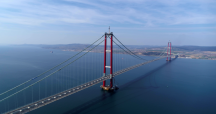 In de op 18 maart geopende 1915Çanakkale-hangbrug over de Dardanellen worden meer dan 340 SKF-glijlagers toegepast in de kabels om de belasting van brug en brugdek op te helpen vangen.'