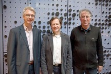 Solardam stuurgroep, van links naar rechts: Albert Polman (AMOLF en UvA), Tom Gregorkiewicz (UvA), Rienk van Grondelle (VU). '