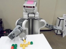 Robot leert dankzij crowdsourcing (video)